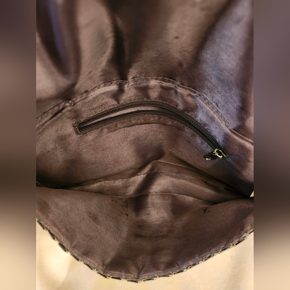 Brush Nickel Metal Mesh Clutch - Picture 5 of 6